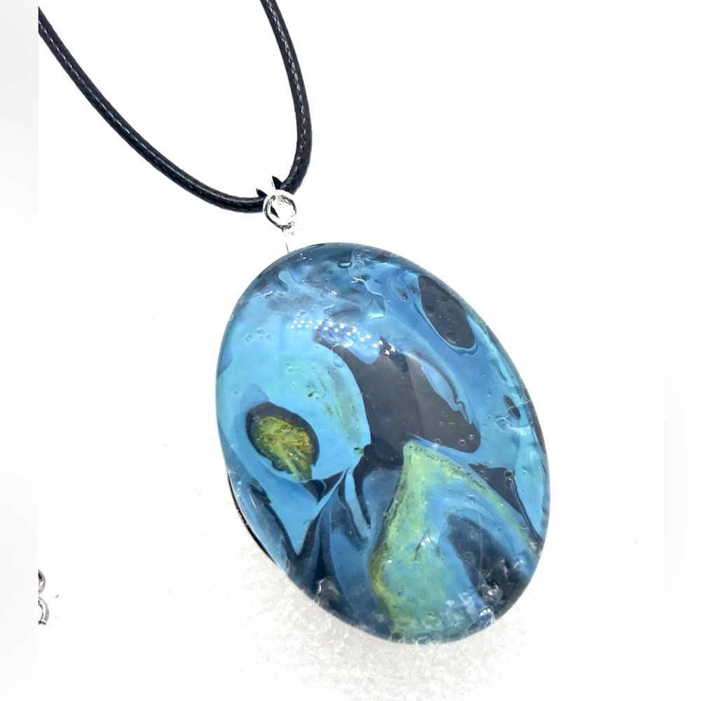 Statement Snap pendant with handmade 30mm snap SJ30 simple oval StyleDot